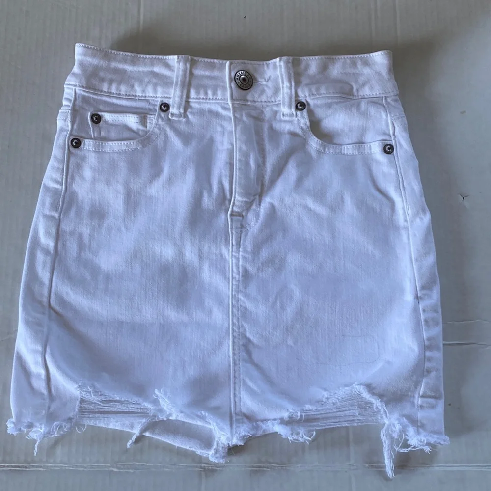 American Eagle Outfitters Denim Skirt🤍 - Picture 3 of 8